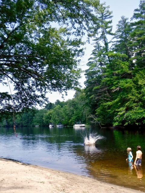 kayaking-contoocook-river-daisy-beach