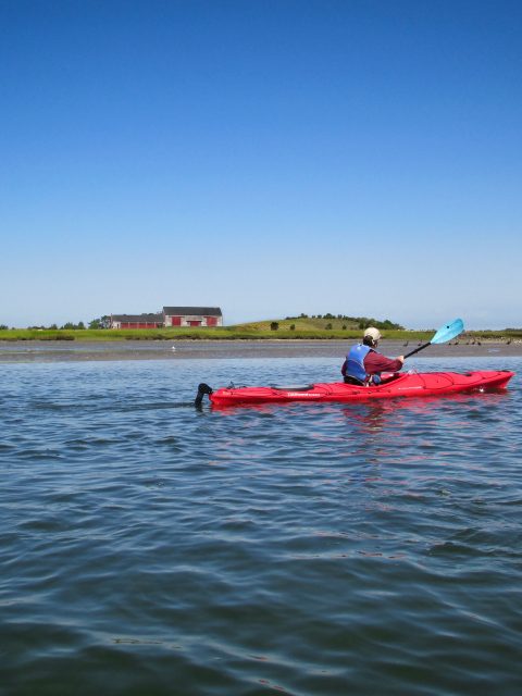 Paddling-the-Choate-Island-Channel